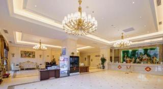Vienna International Hotel (Sanya High-speed Railway Station) - 7