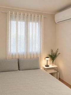 Spacious 2BR Apartment near Subway Free Parking Seoul - Seúl - 2