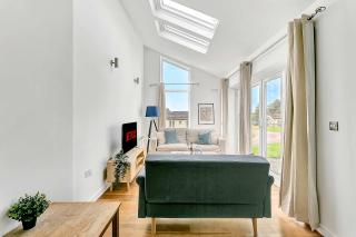 Bright & Modern 2 Bed Holiday Chalet nr Sidmouth - 0