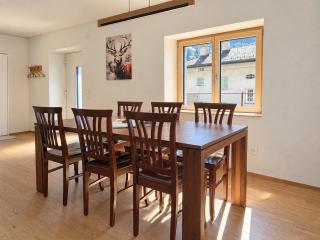 Loly Deluxe Duplex House, Alpine passes Basecamp bikers & Hikers - Airolo - 4