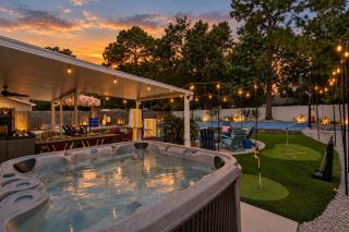FWB Paradise Sports Court Hot Tub Putt Putt - 4
