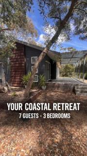 The Long Jetty Beach House - 9