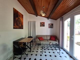 Maison avec jardin et climatisation - 7