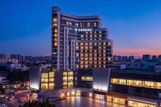 Mehood Lestie Hotel-Original Atour Hotel-Sanyuanli Metro Guangzhou-地铁直达广交会展馆 - 0