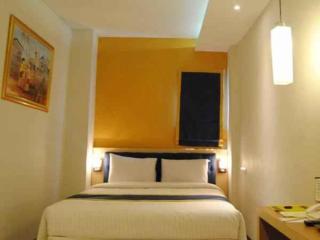Dbest Hotel Pasar Baru Bandung - 6