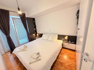 Super Central by Danailov Apartments - 3