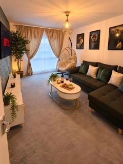 Cosy Home City Centre with free parking - 8