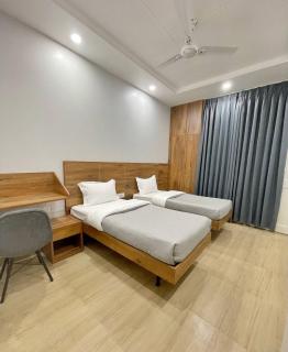 Hotel Sunny - 8