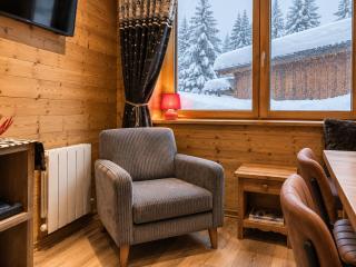 FACE VILLAGE ENFANTS, 3 CHAMBRES, EN CENTRE - 1