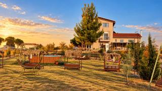 EuZoea Country Home 3 Nature Escape with Pool - 0