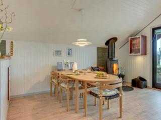Holiday Home Tican - 400m from the sea by Interhome - 3