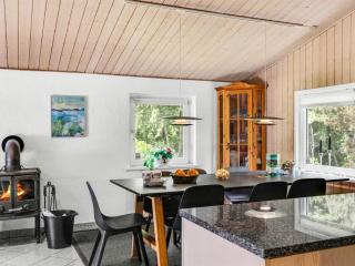 Holiday Home Jul - 900m from the sea by Interhome - 4
