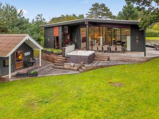 Holiday Home Ylvi - 250m from the sea by Interhome - 0