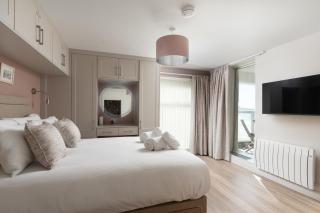 3 St Nicholas Court - 5