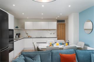 3 St Nicholas Court - 2