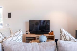 Plett Cottage with Trackman Golf Studio - 6