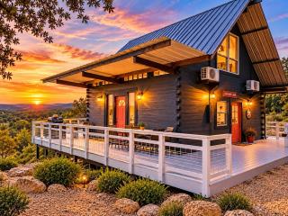 Longhorn Cabin near Hidden Falls with View - Smithwick - 0