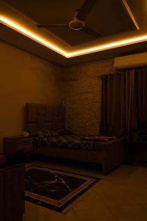 Bakhtar guest house - 6
