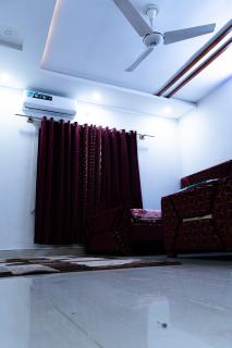 Bakhtar guest house - 5