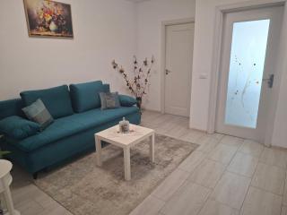 Apartament Alex, Dem Rădulescu - 0