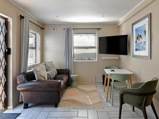 La Rochelle Cottage - 3