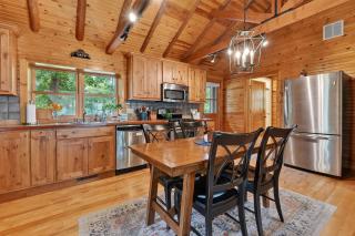 Collings Log House by Simple Life Rentals - 3