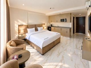 Season Hotel - 9