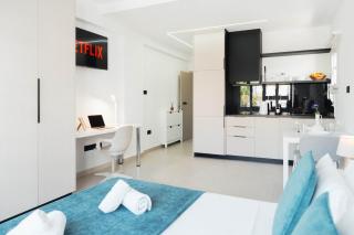 Modern Central Studio 2 Walk to Beach, Shops & Dining by Cyprus Horizons - 9