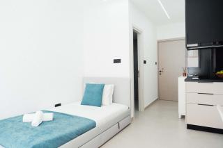 Modern Central Studio 4 Walk to Beach, Shops & Dining by Cyprus Horizons - 0