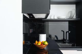 Modern Central Studio 4 Walk to Beach, Shops & Dining by Cyprus Horizons - 1