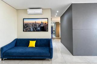 Uma Linda Vista com Quarto Privativo no Ed. Vertigo - 1