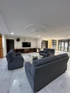 Villa 17 - PD Seaview Pool Villa Upto 30 pax - Port Dickson - 9
