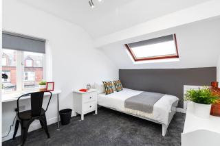 Luxurious Flat in Leeds | Private Parking - 2