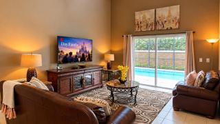 Comfort Home with BBQ, Private Pool & Hot tub - 5