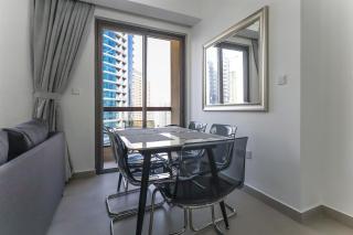 Beachside Haven Stylish 1 Bhk In Jbr Dubai - 5