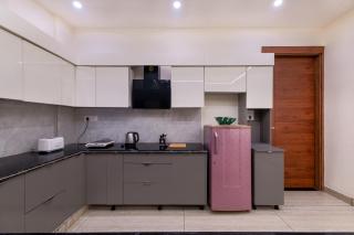 Suzu Haven Cozy 2BHK Stay in Dehradun - 4