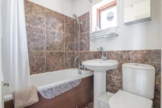 Charming Studio Apartment With Parking! - 5