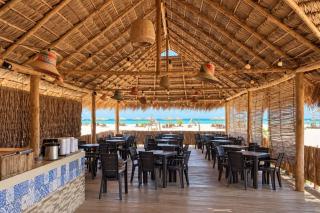 Hotel Wayira Beach by On vacation - 1