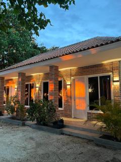 Damar Tree Resort - 9