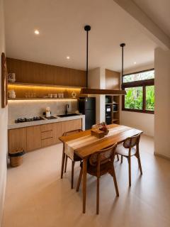 Gemuhouse Ubud - 8