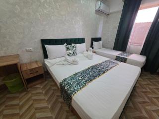 Khostel Plaza - 0
