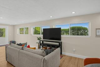 Luxury Mountain View Retreat with Pool and Hot tub - 4