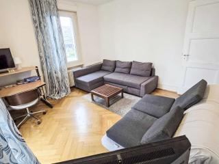 Apartment Jolie appartement proche centre ville by Interhome - 3