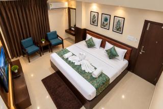 Hotel Corporate Inn - 8