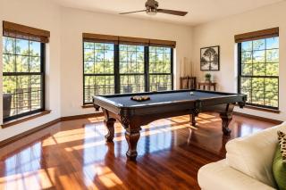 HILL COUNTRY HOME 15 ACRES,BILLIARD,FIREPIT,POOL,WINERY, Next to Flat Creek Winery - 8