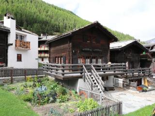 Apartment Chalet Heimeli Appartement-Fewo 6-Bettwohnung by Interhome - 0