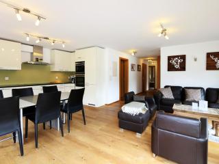 Apartment Hollywood 3 Appartement-Fewo- Bad- WC- 3 Schlafräume 6-Bettwohnung by Interhome - 3