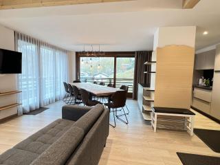 Apartment Chalet Pinacle 32 B Appartement-Fewo 8-Bettwohnung by Interhome - 2
