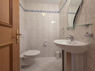 Apartment Chateau B33 Appartement-Fewo 6-Bettwohnung by Interhome - 4
