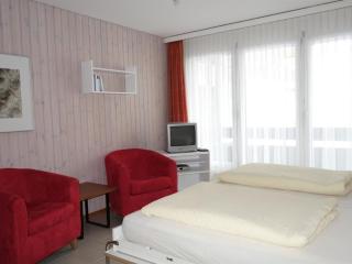 Apartment Mischi 9 & 10 Appartement-Fewo 2-Bettwohnung Nr- 10 by Interhome - 2